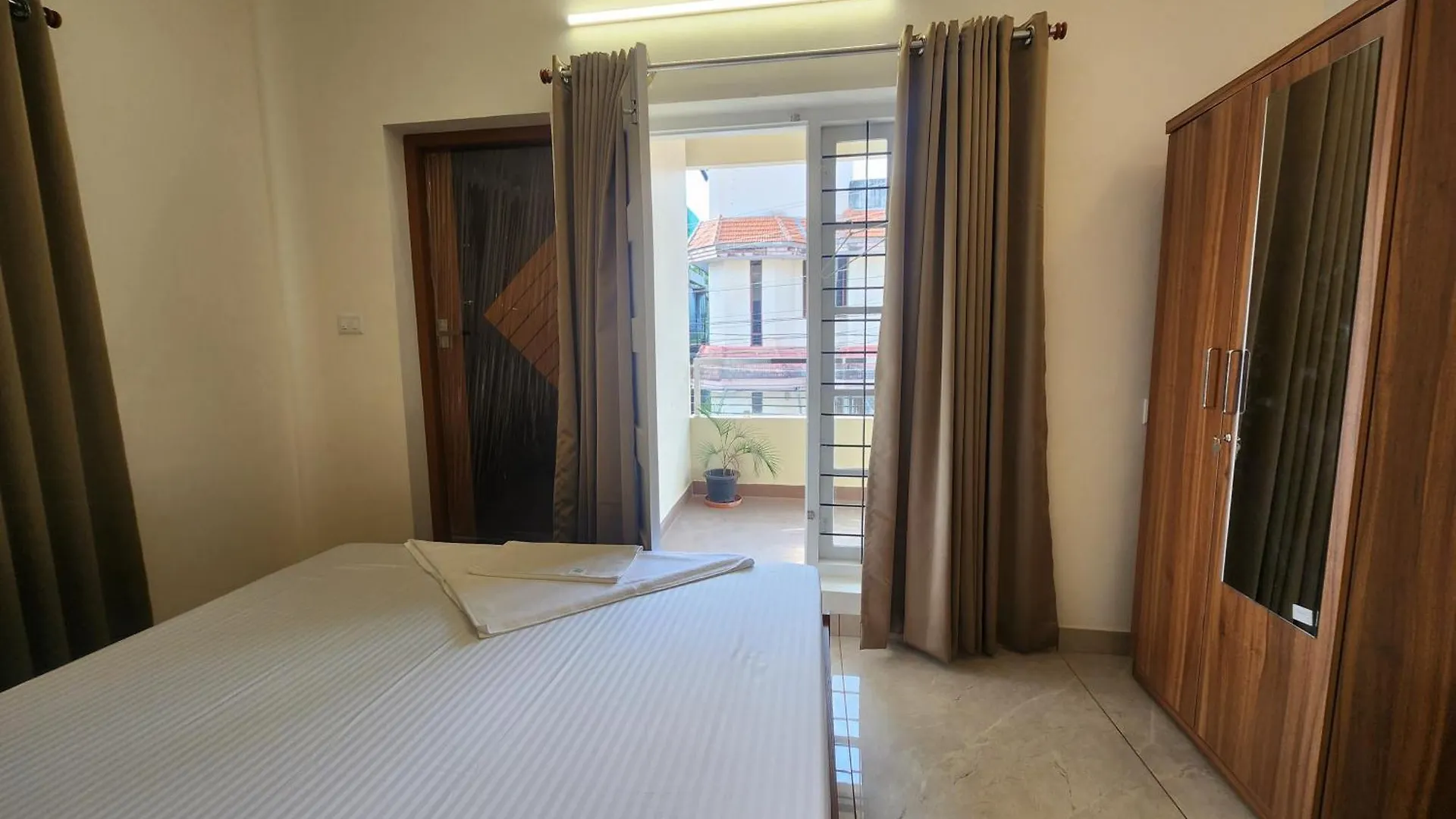 Reymah Homes Homestay Family Bookings Only Kochi Apartment